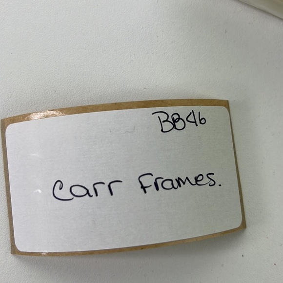 CARR Brass Triple Hinged Brushed Gold Picture Frame 4 x 6 - Picture 4 of 4